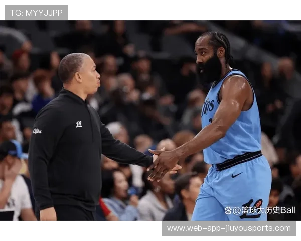 哈登三双难救快船，火力全开仍旧难掩困境