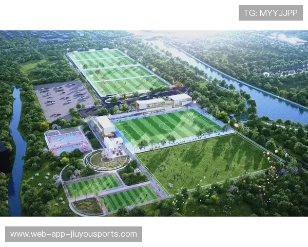 青训基地硬件水平是否制约人才输出质量，青训训练